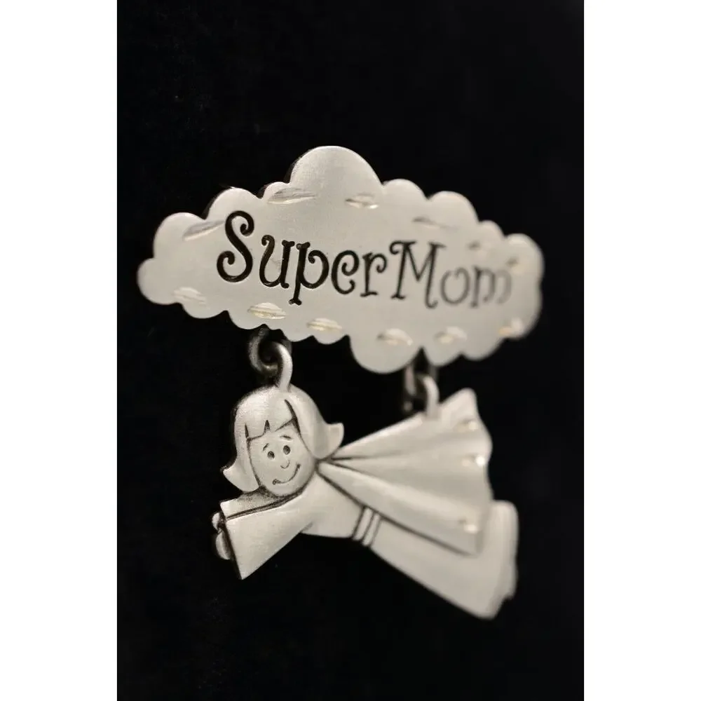 Spoontiques Vintage Mother's Day Pin Brooch SUPER MOM Hero Signed 80s BinAL